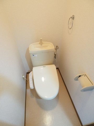 トイレ　ゆったりとした空間のトイレです