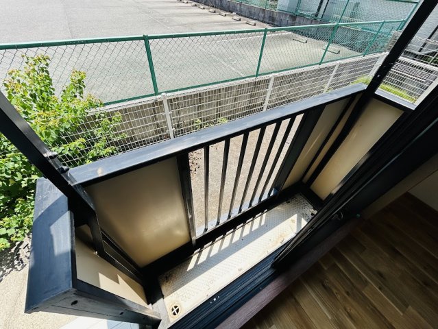 ＪＲ山陽本線 明石駅 バス乗車時間：15分 最寄りバス停で下車 徒歩2分 2階建 築33年の内装写真