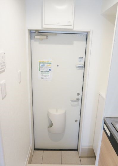 玄関　同建物別号室の写真です。