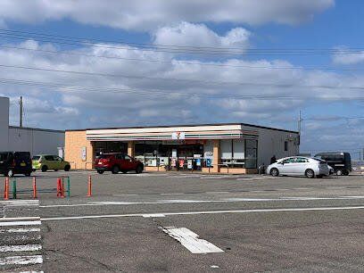 コンビニ　セブンイレブン津幡太田店（コンビニ）まで1029m