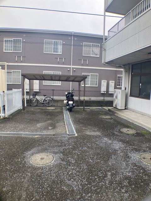 その他　敷地内駐輪場（その他）まで5m