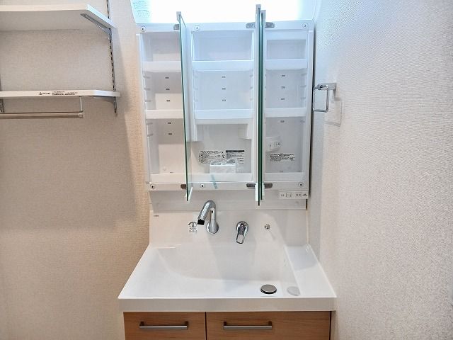 シャルール伏屋の内装写真