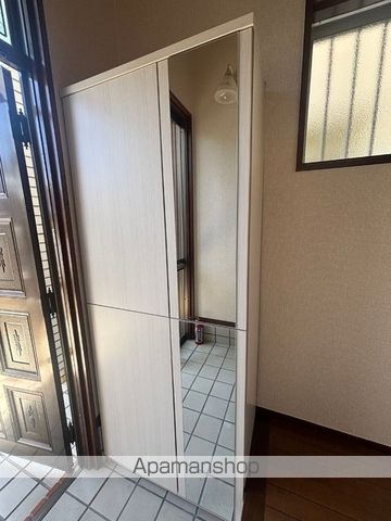 カーサビアンカ1の玄関写真