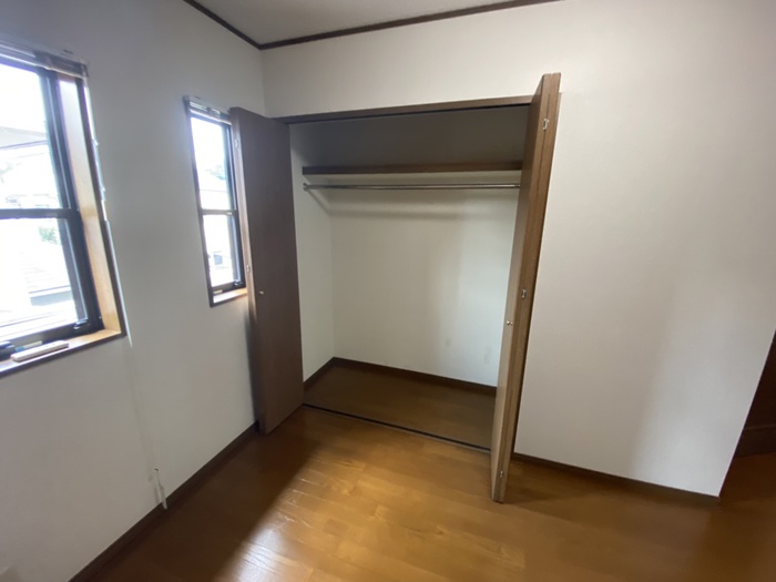 草津一丁目貸家の内装写真