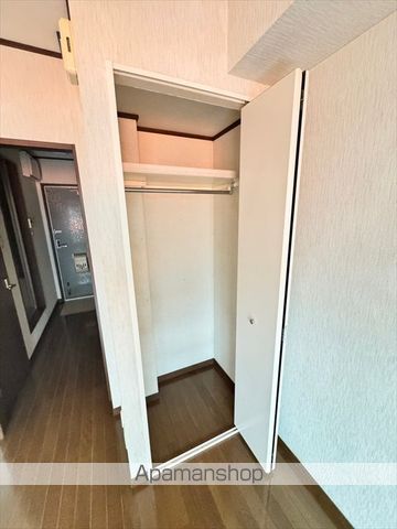 東京メトロ千代田線 北千住駅 徒歩13分 3階建 築27年の内装写真