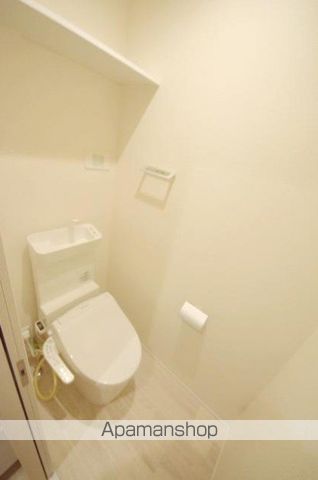東武伊勢崎線 梅島駅 徒歩4分 4階建 築10年のトイレ写真