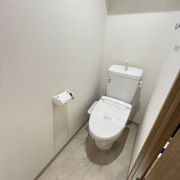 地下鉄桜通線 今池駅 徒歩4分 10階建 築8年のトイレ写真