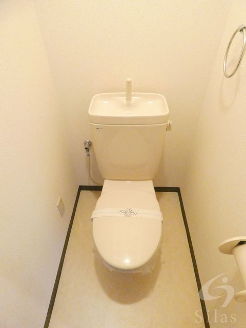 近鉄大阪線 久宝寺口駅 徒歩5分 2階建 築25年のトイレ写真