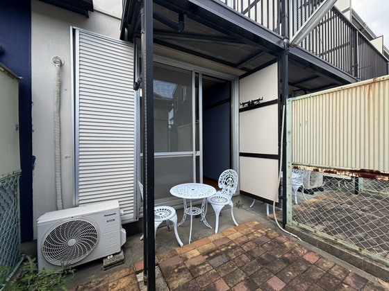 バルコニー　テラス