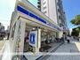 コンビニ　ローソン瓦屋町三丁目店（コンビニ）まで119m