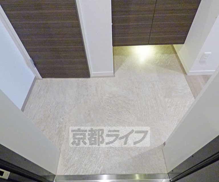 玄関　玄関です。