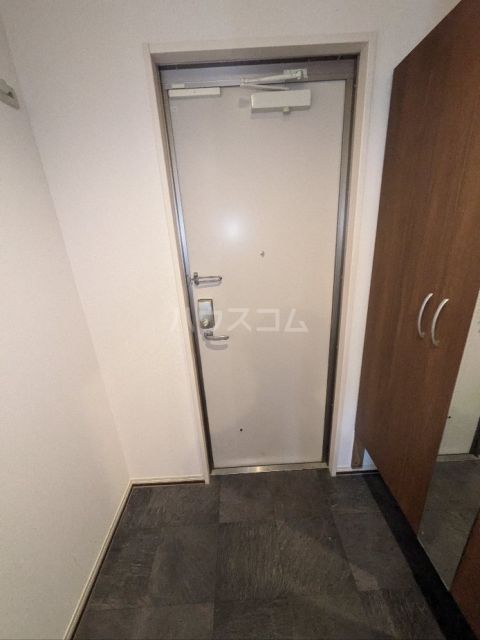 ロイヤル飛鳥Iの玄関写真