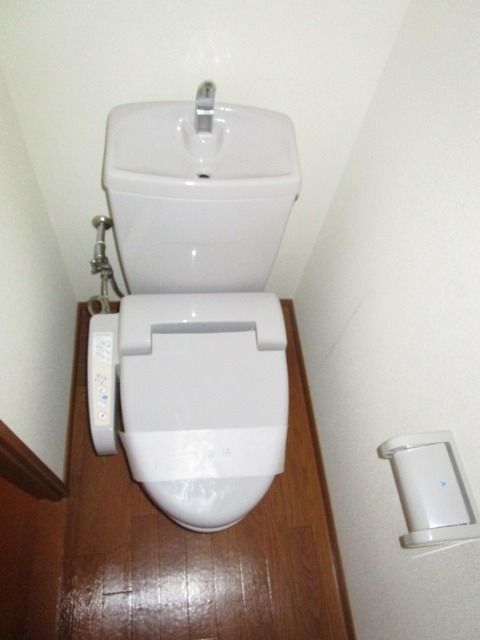 スカーレットのトイレ写真