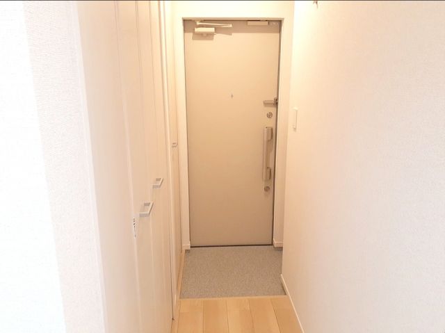エクセレント市ヶ尾の玄関写真