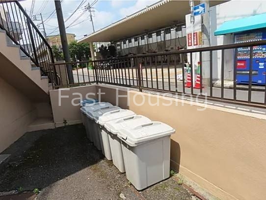 東京メトロ丸ノ内線 中野新橋駅 徒歩1分 4階建 築59年の外観写真