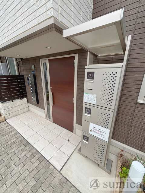 近鉄大阪線 長瀬駅 徒歩7分 3階建 築5年の外観写真
