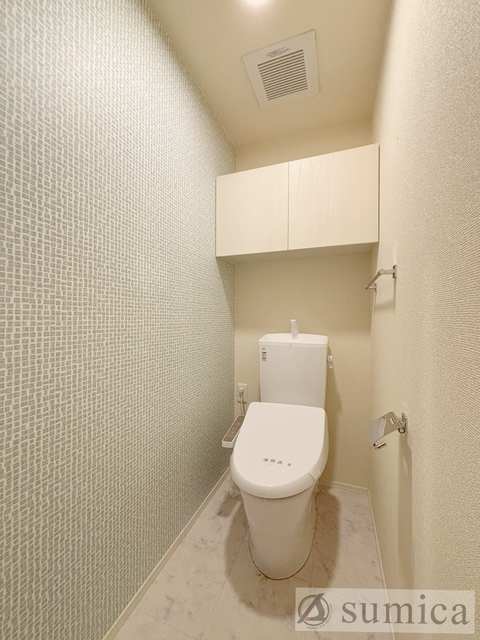 近鉄大阪線 長瀬駅 徒歩7分 3階建 築5年のトイレ写真