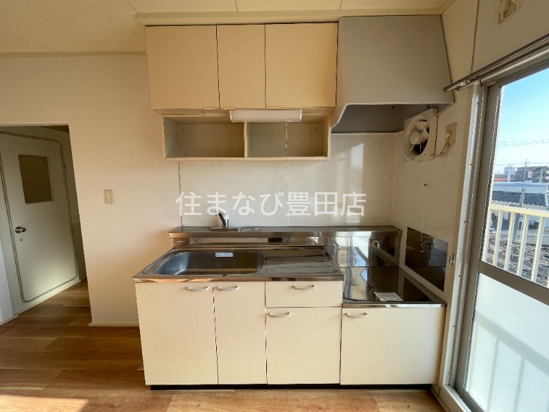 キッチン　同型別部屋写真