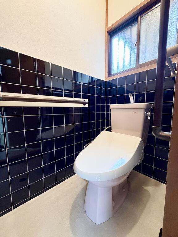 東鴻池1丁目 貸家のトイレ写真