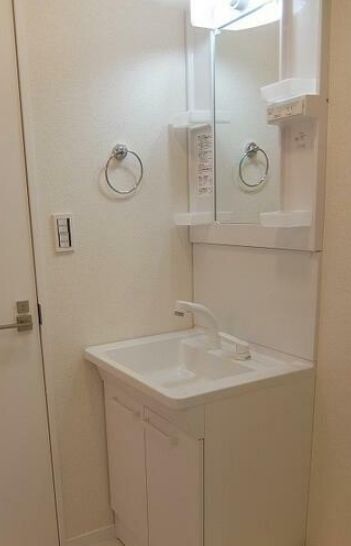 リーヴェルポート生麦OAKの内装写真