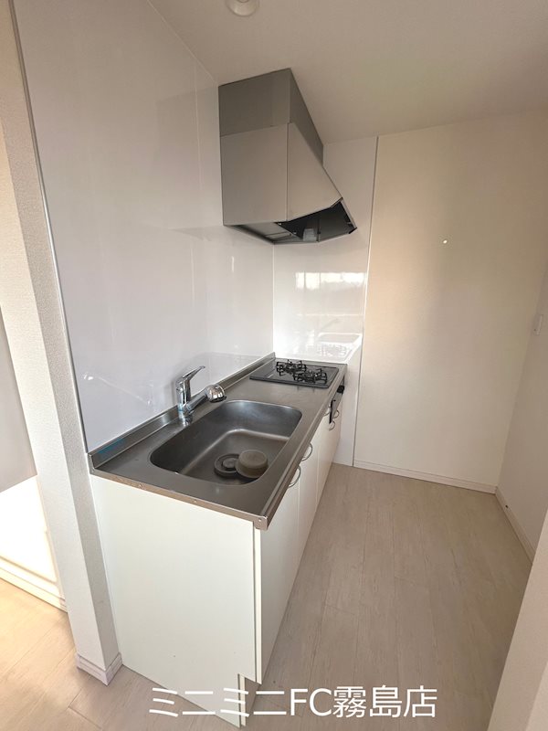 鹿屋市 2階建 築12年のキッチン写真