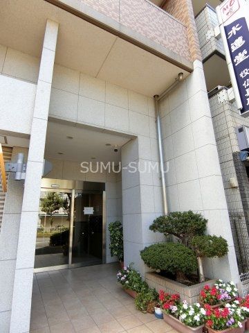 京急本線 戸部駅 徒歩10分 8階建 築19年の外観写真