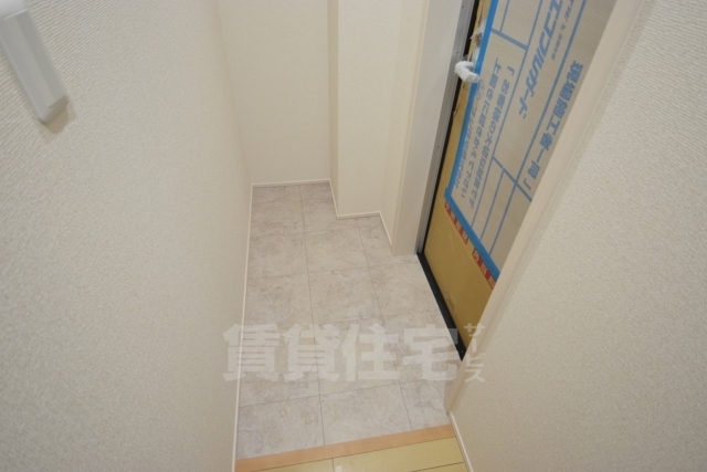 ＪＲ阪和線 百舌鳥駅 徒歩5分 3階建 築9年の玄関写真