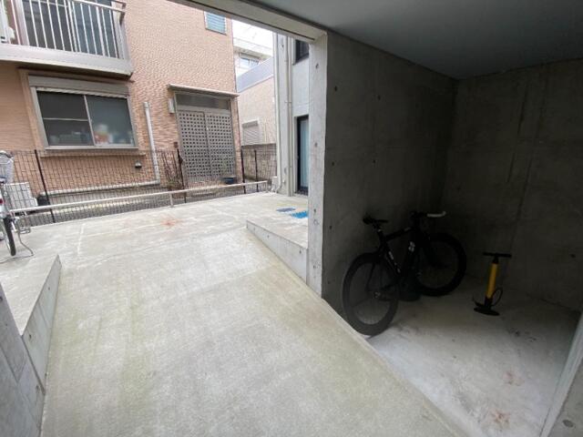 駐車場　駐輪スペース