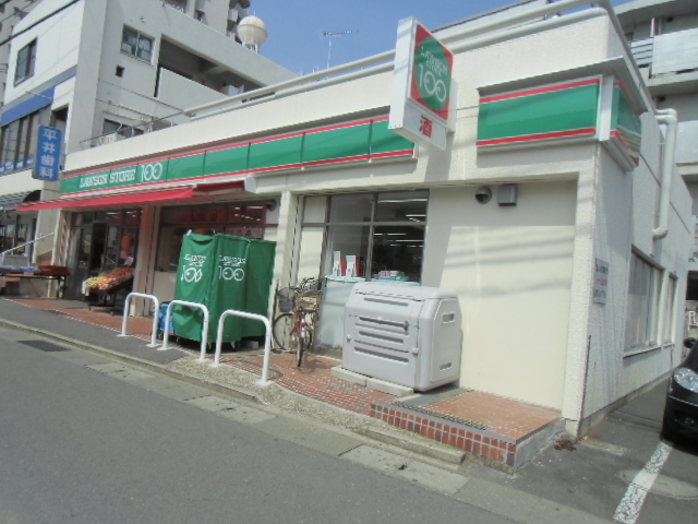コンビニ　コンビニ（コンビニ）まで900m