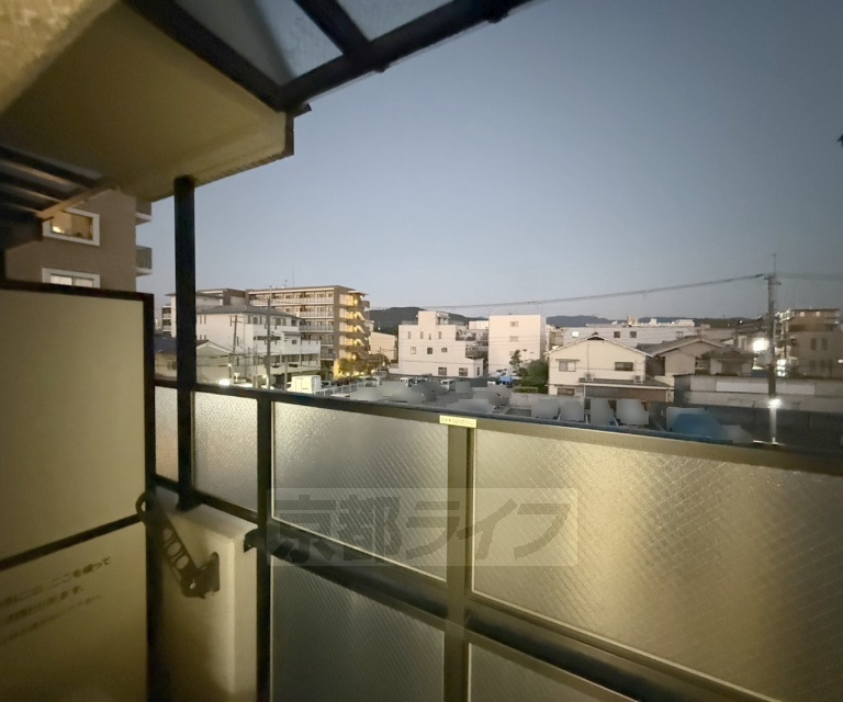 建物外観　正面からの外観です。