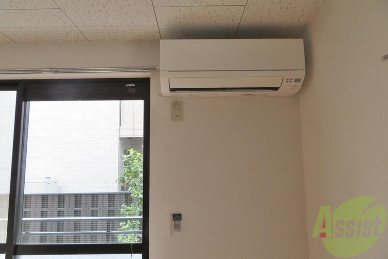 その他設備　エアコンはお部屋に一台。頑張ってもらいましょう。