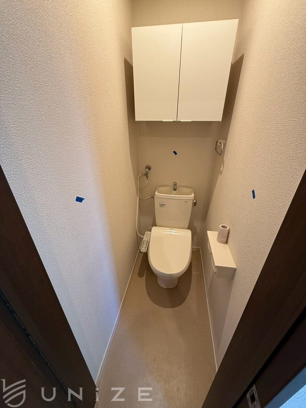 地下鉄南北線 南平岸駅 徒歩7分 3階建 築9年のトイレ写真