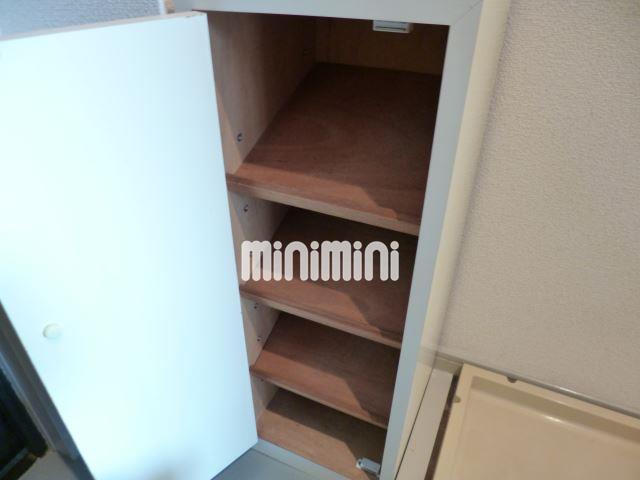 玄関　下駄箱