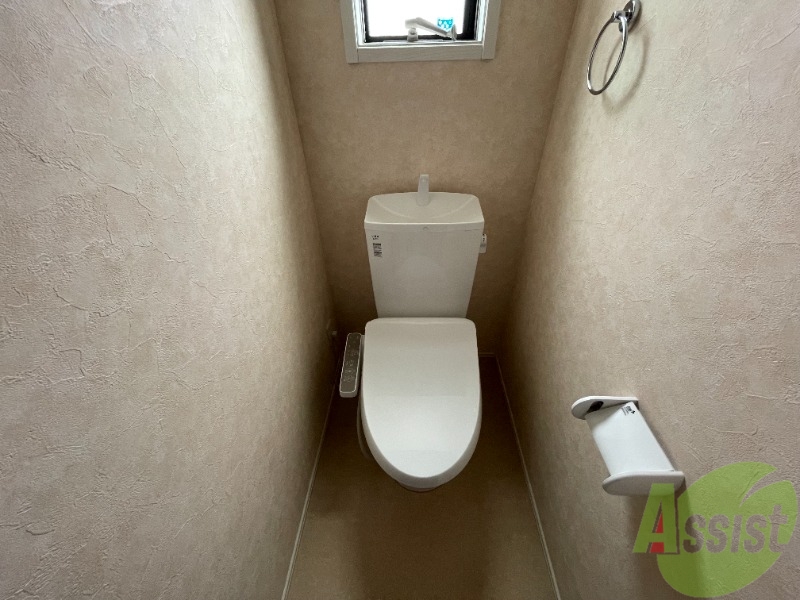 トイレ　トイレスペースも問題なく使用出来そうですね。