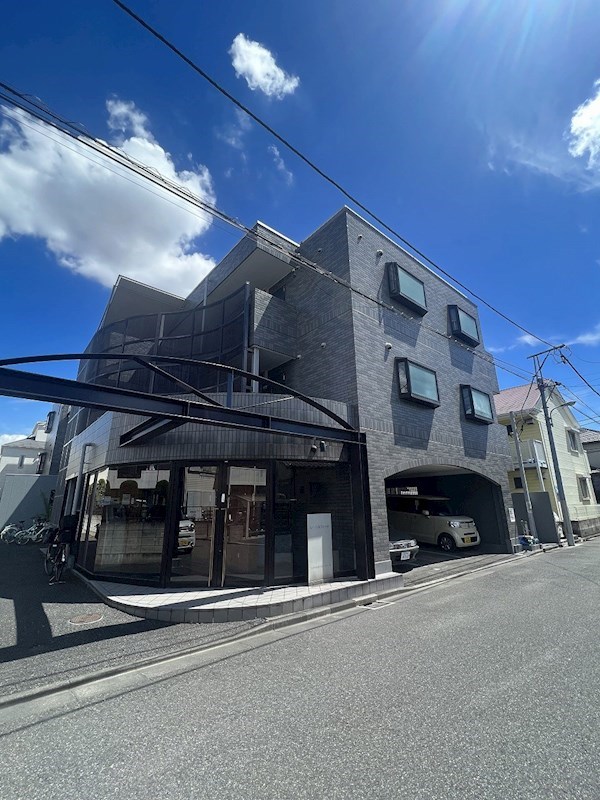 建物外観　★★
