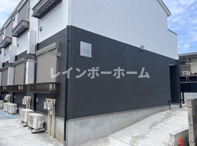 ワンフラッグ高柳の外観写真