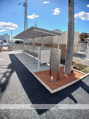 湘南新宿ライン高海 高崎駅 バス乗車時間：26分 最寄りバス停で下車 徒歩4分 3階建 築2年の外観写真