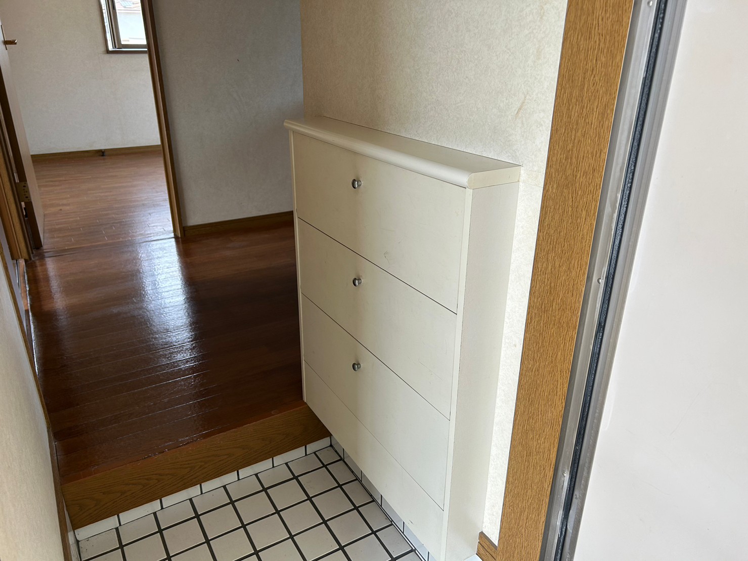 玄関　シューズボックス付き