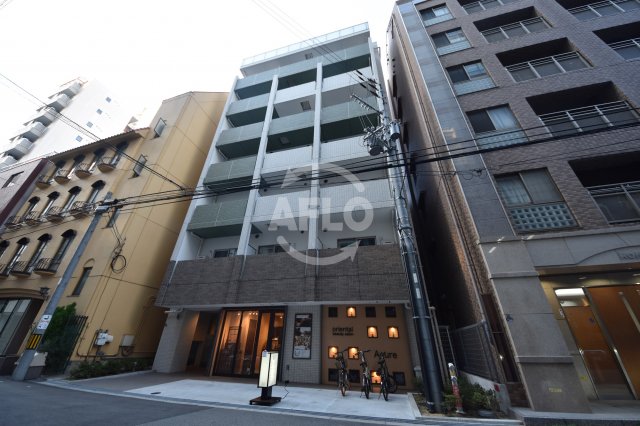建物外観　エスパシオ・コモド大阪新町　外観