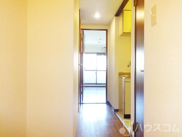 玄関　玄関を開けるとキレイな室内とご対面です☆