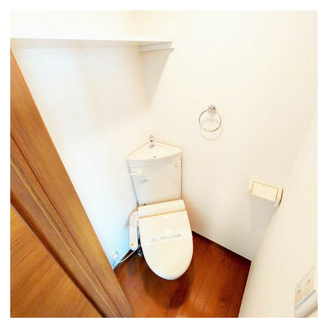 トイレ　同仕様写真を含む