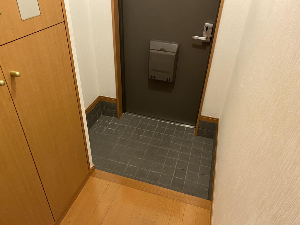 玄関　大容量の玄関収納付き
