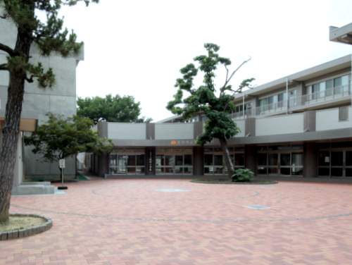 小学校　長野市立通明小学校（小学校）まで100m