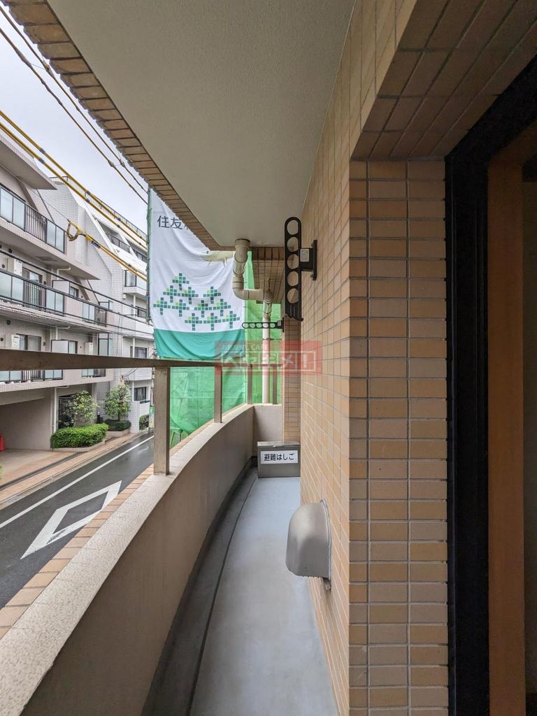 バルコニー　バルコニー