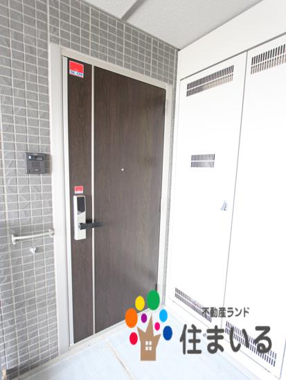 コンビニ　ファミリーマート刈谷西店（コンビニ）まで312m