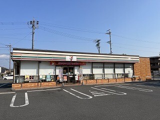コンビニ　セブンイレブン関市山王通店（コンビニ）まで429m