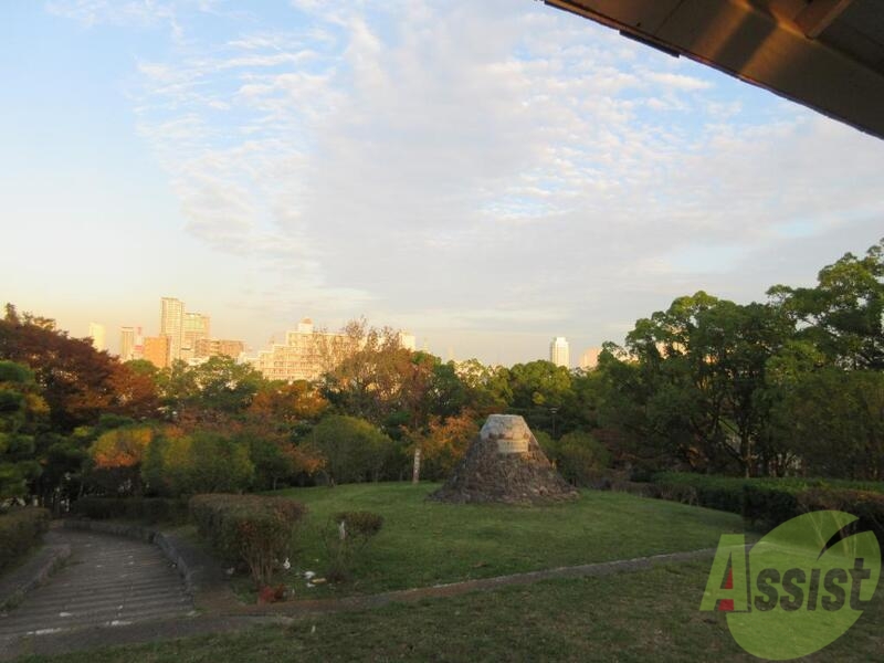 【神戸市中央区栄町通のマンションの公園】