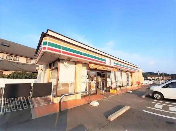 【岩国市玖珂町のアパートのコンビニ】