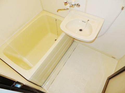 バス・シャワールーム　浴室