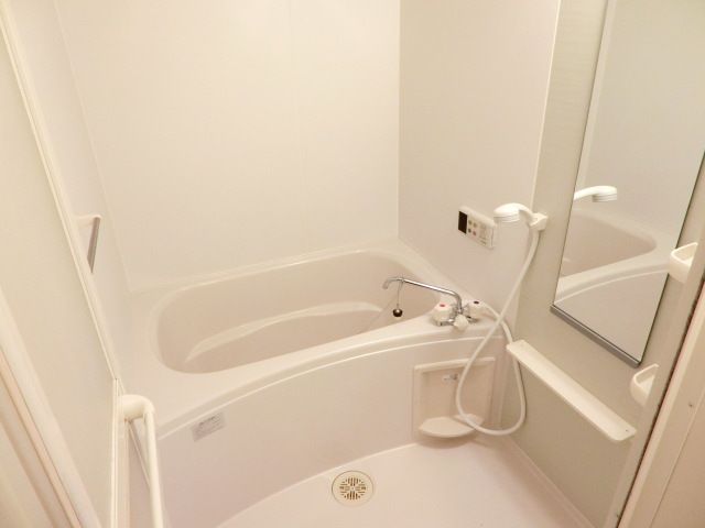 バス・シャワールーム　お風呂で毎日の疲れもスッキリ♪